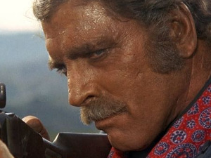 Валдез долази