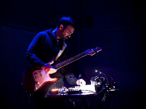 Михалис Мошутис: албум „Класична механика”