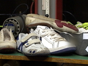 Разгази обућу шетњом до суда - шта да радите када вам трговац одбије рекламацију