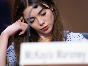 Америчке гимнастичарке: ФБИ лажирао сведочења против сексуалног злостављача