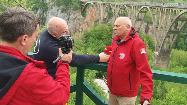 Trag: Na putu prijateljstva - među svojima Trag: Na putu prijateljstva - među svojima