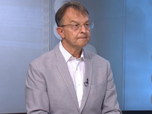 Доктор Вукомановић: Предлог да ковид пропуснице буду уведене за старије од 16 година Доктор Вукомановић: Предлог да ковид пропуснице буду уведене за старије од 16 година