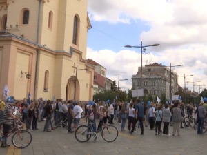 Седми протест у Зрењанину: Вода је јавно добро, ниједан приватник не може да снабдева град