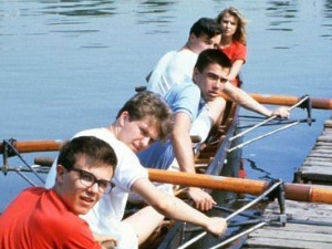 Бал на води