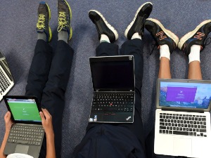 Дете не држи пажњу и постаје агресивно – сигнал да се таблет замени боравком у природи