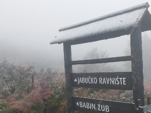 Пао први снег на Старој планини и Копаонику