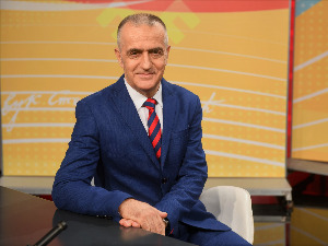 Наши сусрети: Поглед кроз кључаоницу - дворске тајне