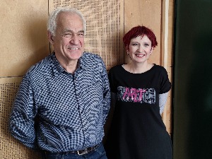 Широм затворених очију - Златни папагај  	