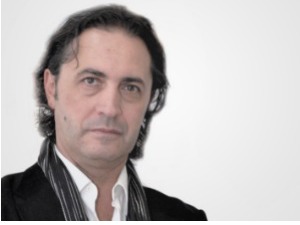 Преминуо познати естетски хирург Миодраг Цолић