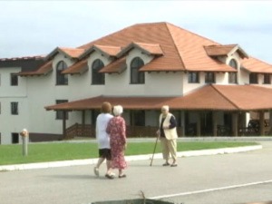 Пензију стекли у белом свету, а како да старост проведу у Србији