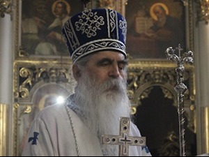 Епископ Иринеј одликован за заслуге помирења Срба и Мађара