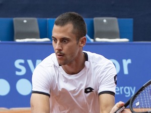 Ђере надиграо Мартинеза и пласирао се у осмину финала Софије