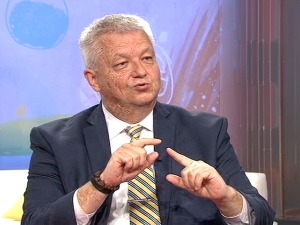 Кесић: Србија "пожељна млада" и за Европу и за САД