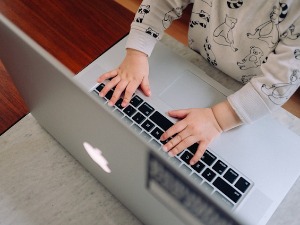 Како заштитити децу од педофила са Тик-Тока