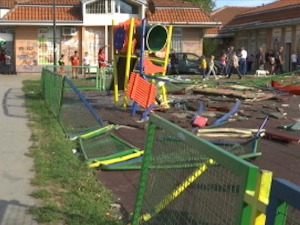 Вештачење показало да је аутобус који је улетео у игралиште  у Земуну био исправан