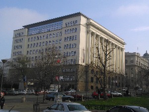 Макроима за "елитну проституцију" затворске и новчане казне