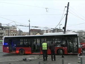 Који су најчешћи узроци саобраћајних незгода у јавном превозу