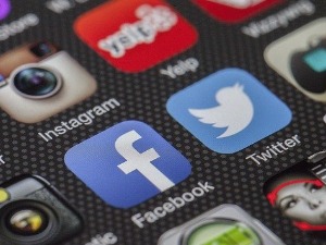 Друштвене мреже – узрок вршњачког насиља или само нови канал његовог испољавања