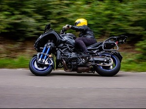 Јесен доноси опасност за мотоциклисте – како смањити ризик од несреће