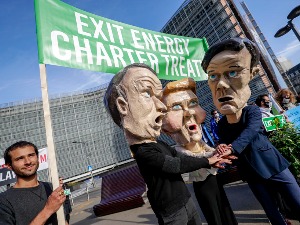 Медијска паника на енглеским пумпама, еколошка цена европске струје и политичка тежина руског гаса: Енергетска криза пред вратима Медијска паника на енглеским пумпама, еколошка цена европске струје и политичка тежина руског гаса: Енергетска криза пред вратима