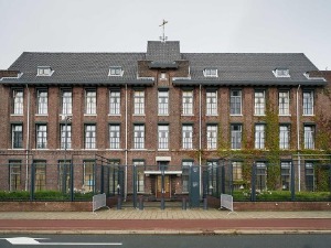 Специјални суд тражи одговор полиције да ли може да брине о вођама ОВK на условној слободи