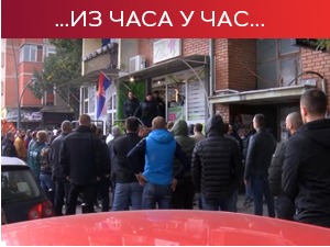 Вучић у Рашки разговарао са Србима са КиМ после инцидената у северној Митровици и Звечану