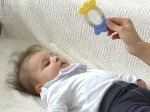 Петомесечна Вања болује од спиналне мишићне атрофије, потребна јој је наша помоћ