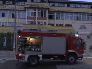 Пожар у Техничкој школи у Новом Пазару, један ученик повређен