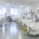 Дневно се у ковид болницу у Батајници прими до 100 болесника, често одмах иду на интензивну негу Дневно се у ковид болницу у Батајници прими до 100 болесника, често одмах иду на интензивну негу