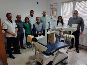 Стоматолошка ординација у Великој Хочи, донација "Српске солидарности"