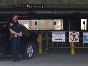 Пуцњава на полицајце у Хјустону - један погинуо, два рањена