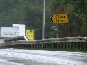 Мештани Обрве у страху да не остану без трећине села због ауто-пута и аеродрома