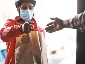 Београђани неће у достављаче хране ни за плату од 800 евра, радна снага стиже из Узбекистана