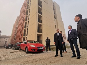 Момировић уручио кључеве станова за 106 породица у Краљеву 