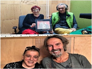 Златни папагај