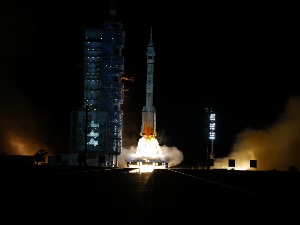 Узбуна у Вашингтону – шта је Кина тестирала, свемирску летелицу или хиперсоничну нуклеарну ракету