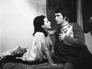 Амфитрион 38