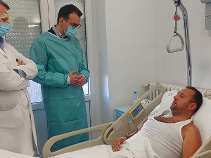 Софронијевић у стабилном стању, посетио га Петковић