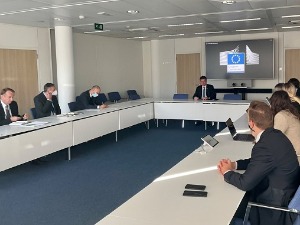 Састанак Радне групе експерата Београда и Приштине у Бриселу, тражи се решење за таблице