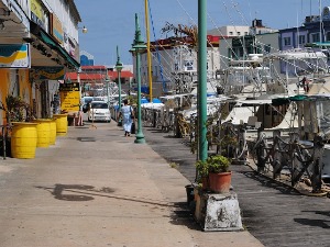 Барбадос изабрао прву председницу, раскид са колонијалном прошлошћу