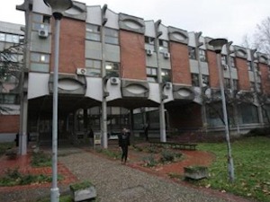 Одређен притвор осумњиченој за надрилекарство