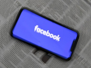 Нове оптужбе узбуњивача против Фејсбука – страх од Трампа и глад за профитом