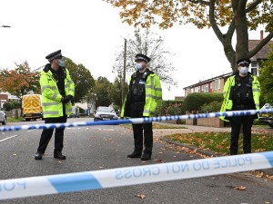 Велика Британија, осморо ухапшено након смрти двојице тинејџера у Есексу