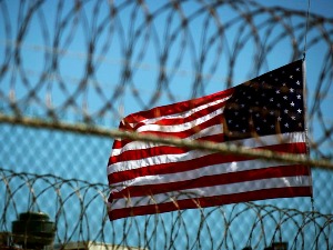 Таксиста 17 година био у Гвантанаму - мислили су да је неко други