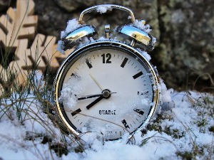 За викенд почиње зимско рачунање времена, вратити часовнике сат уназад