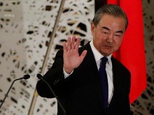 Шеф кинеске дипломатије Ванг Ји данас стиже у Србију, сутра састанак са Селаковићем