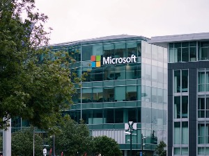 Престигао „Епл" - „Мајкрософт" је највреднија светска компанија