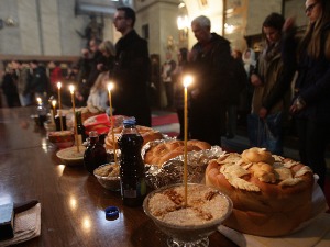 Минуси, кредити, журке, тоне хране – славе су од памтивека, а обележавамо их другачије од традиције