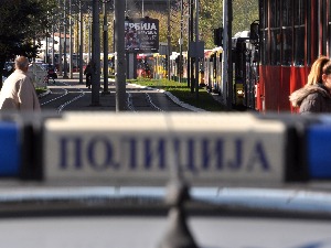 Хитне мере против мушкарца због сумње на насиље над супругом у београдском локалу
