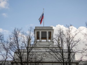 Руски дипломата пронађен мртав испред амбасаде у Берлину